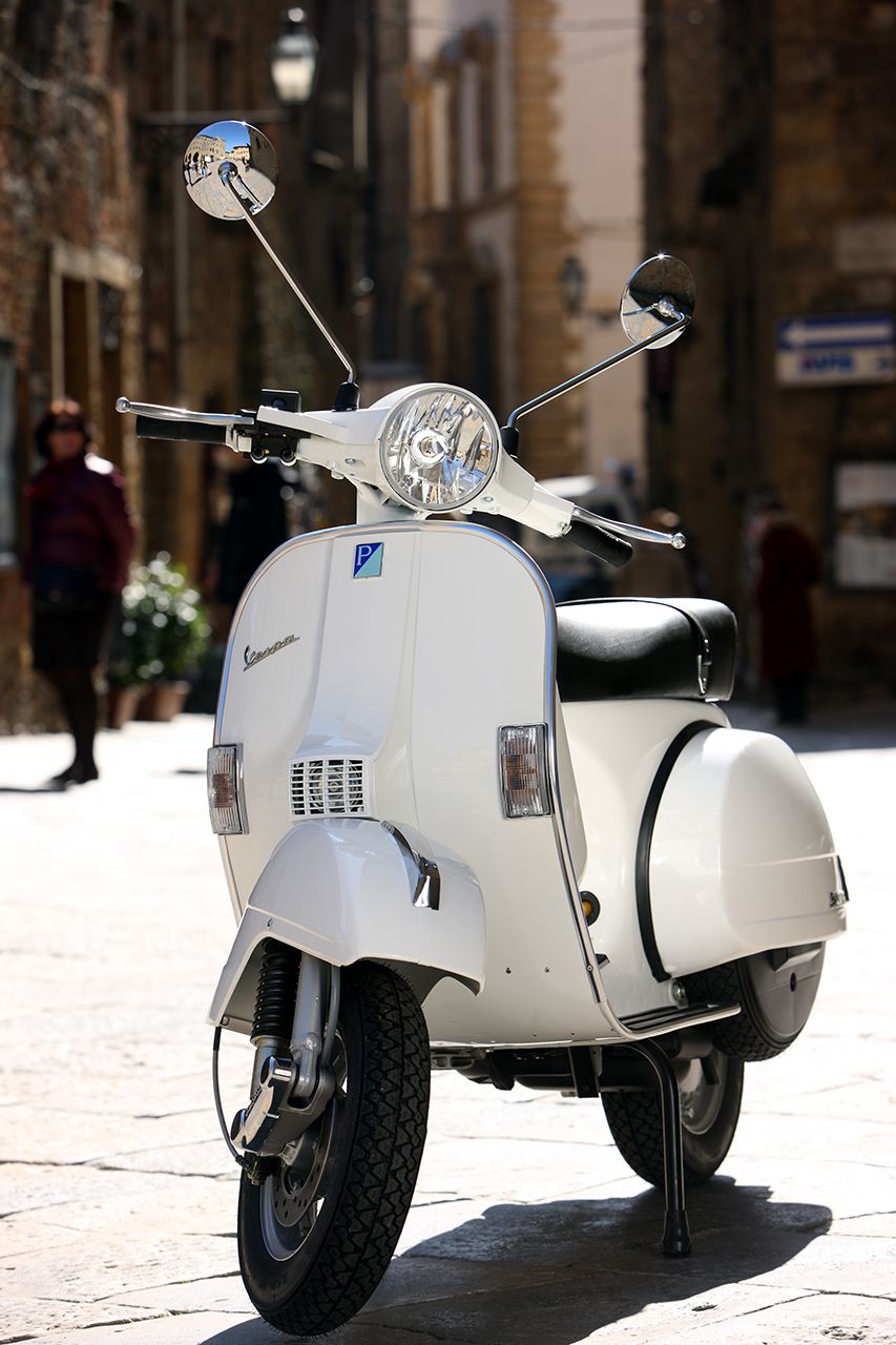 Vespa PXの新車